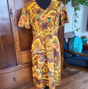 Vintage Royal Hawaiian tiki aloha dress